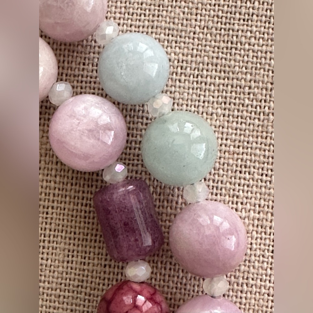 Beautiful 24 inch Kunzite gemstone bead necklace NWOT - Picture 12 of 15
